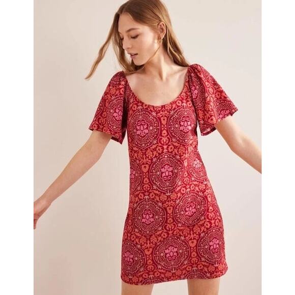 Boden Scoop Neck Jersey Mini Dress Poinsettia Exotic Tile Red Size 16/18 R - Picture 2 of 8